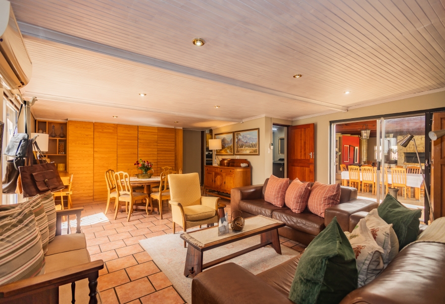 4 Bedroom Property for Sale in Panorama Western Cape